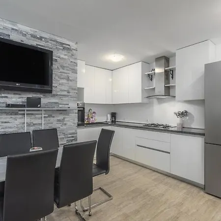 Apartment Dino Novigrad (Istria)